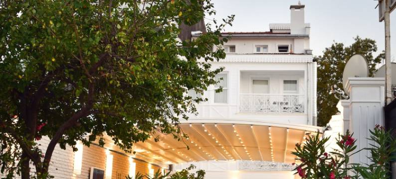 布尤卡塔尔海港酒店(Büyükada Port Hotel)图片