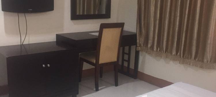 贝贝吉姆柯皇家酒店(Jeamco Royal Hotel - Baybay)图片
