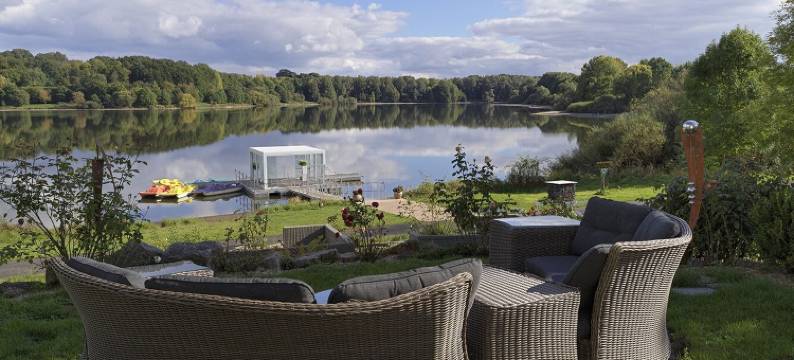 湖畔米凯拉度假村有限合伙公司(Lakeside Resort Michaela)图片