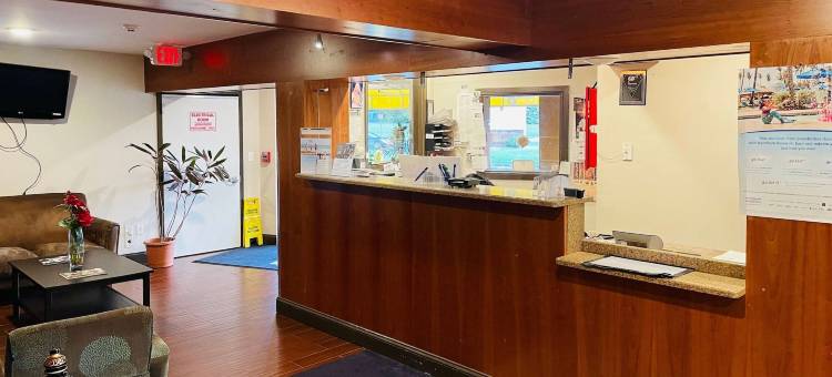 速8酒店-由温德姆管理-格洛斯特(Super 8 by Wyndham Gloucester)图片