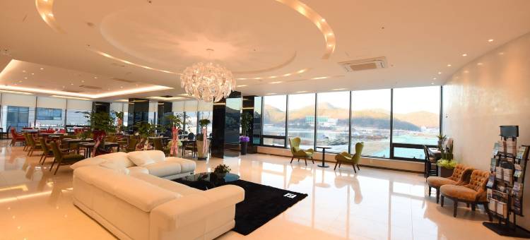 巨济新艺术酒店(Geoje Artnouveau Suite Hotel)图片