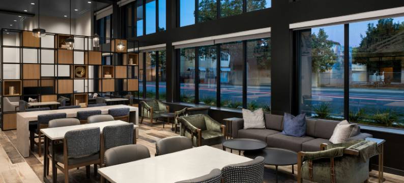 圣何塞市中心TownePlace Suites酒店(TownePlace Suites San Jose Downtown)图片