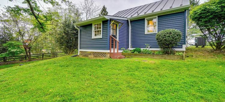 远足、品酒和探索：迷人的沃特福德小屋！(Hike, Sip and Explore Charming Waterford Cottage!)图片