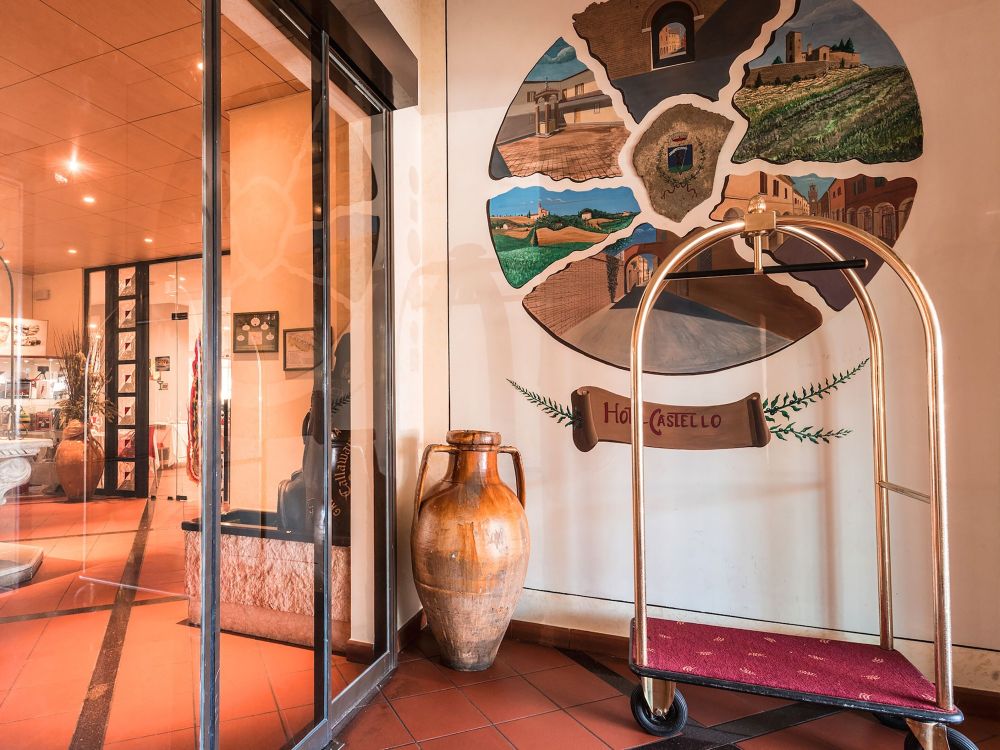 Hotel Castello Artemide CongressiOver view