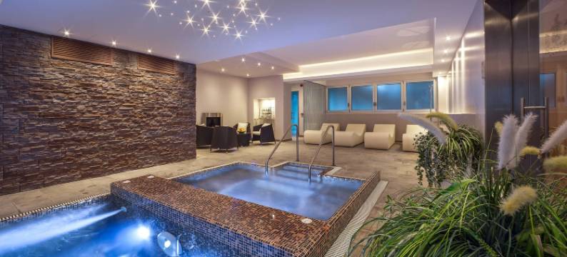 布里斯托尔布加酒店(Hotel Bristol Buja)图片