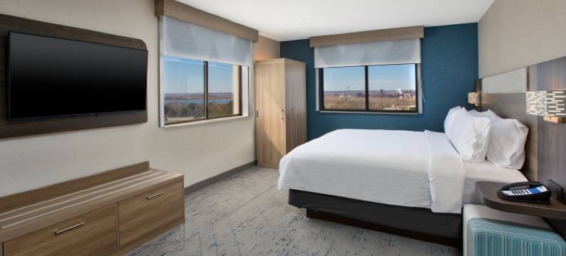 Holiday Inn Express 的SAULT科技教育。玛丽(Holiday Inn Express SAULT STE. MARIE by IHG)图片