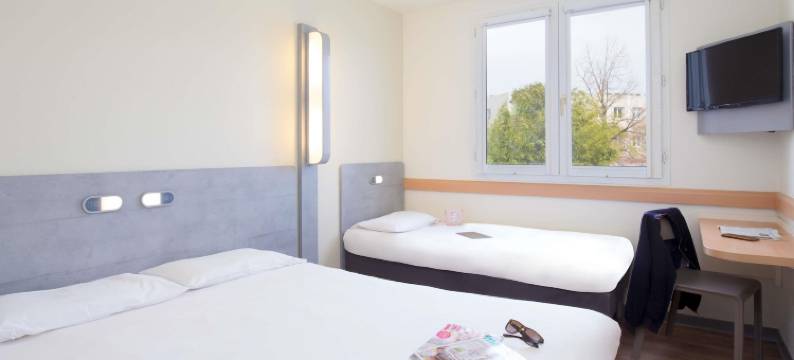 宜必思快捷欧巴涅帕鲁斯阿格拉酒店(Ibis Budget Aubagne Paluds Agora)图片