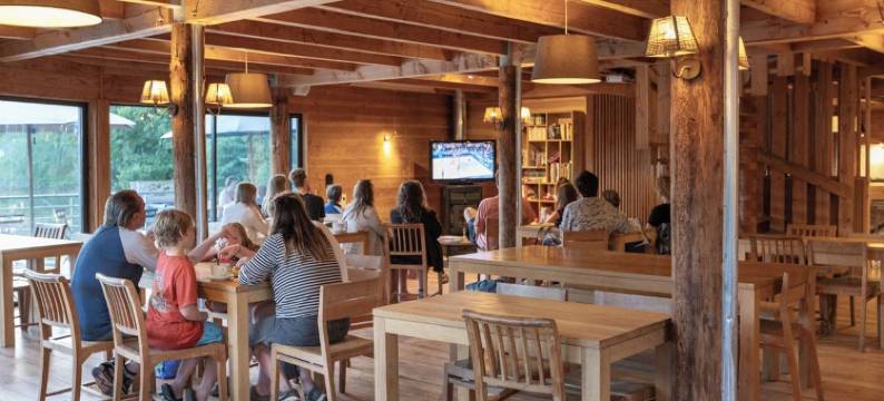 胡托皮亚瑟农什村酒店(Huttopia Senonches)图片