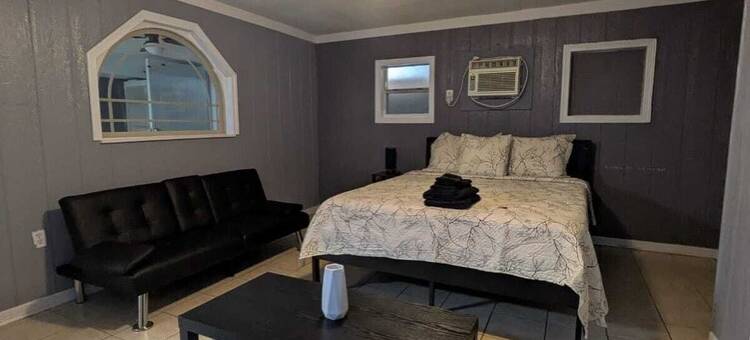 Retreat-1BR Apt w/ 65 inch Tv!图片