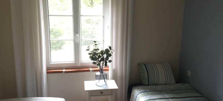 Holiday Home Montaigu-de-Quercy Lake图片
