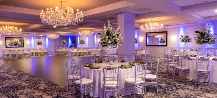 希尔顿逸林酒店-伊顿敦蒂顿瀑布(DoubleTree by Hilton Hotel Tinton Falls - Eatontown)图片