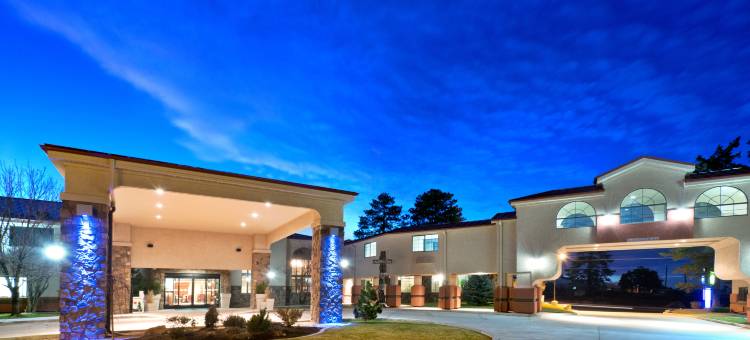 Holiday Inn Express 显示低(Holiday Inn Express Show Low)图片