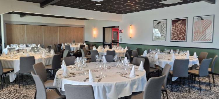 博纳红酒农场宜必思酒店(Ibis Beaune la Ferme Aux Vins)图片