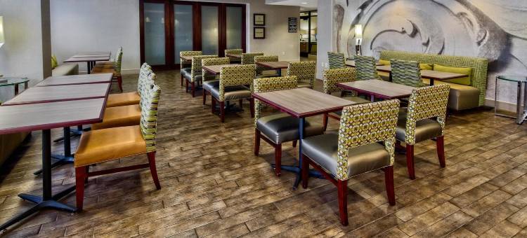 罗切斯特-伊罗德考伊特欢朋酒店(Hampton Inn Rochester-Irondequoit)图片