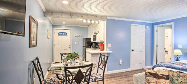 更新了的威廉斯敦公寓，带厨房！(Updated Williamstown Apartment with Kitchen!)图片