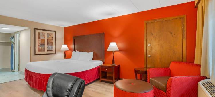 兰辛西克拉丽奥酒店及会议中心(Clarion Hotel & Conference Center Lansing West)图片