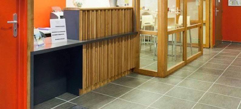 渣油圣埃提纳中央酒店(Residhotel St Etienne Centre)图片