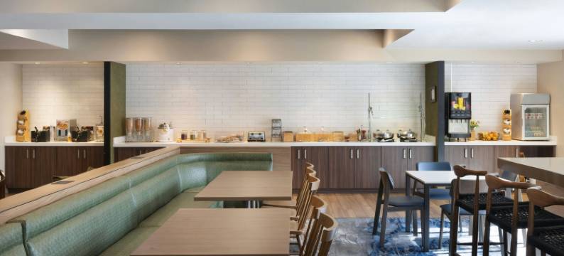 拉斯维加斯会议中心万豪万枫酒店(Fairfield Inn Las Vegas Convention Center)图片