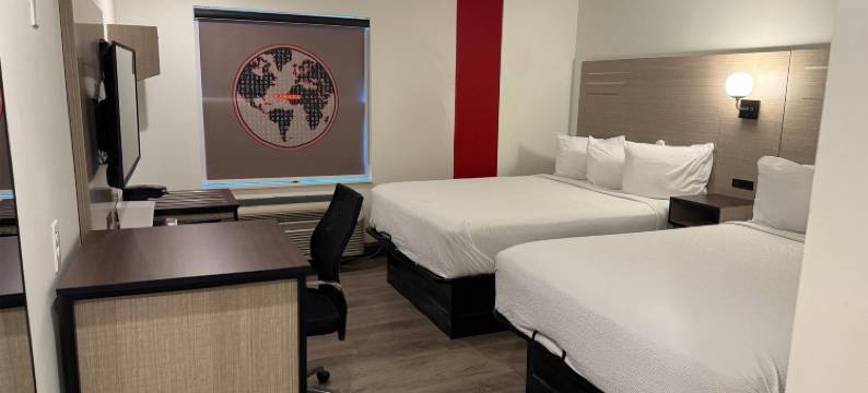 佐治亚奥尔巴尼华美达酒店(Ramada by Wyndham Albany GA)图片