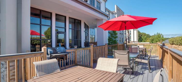 哈蒂斯堡大学附近的舒适套房酒店(Comfort Suites Hattiesburg Near University)图片