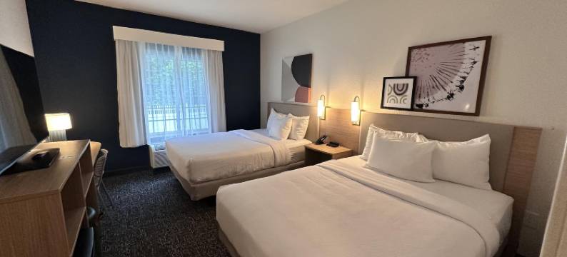 吉尔福Spark酒店(Spark by Hilton Guilford)图片