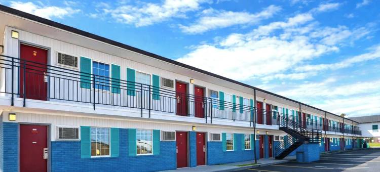 布赖尔伍德弗多斯塔大学和I-75州际公路汽车旅馆(Briarwood Motel Near Valdosta University I 75)图片