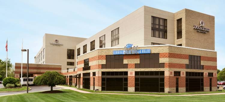 哈特福布拉德利机场希尔顿逸林酒店(DoubleTree by Hilton Hartford - Bradley Airport)图片