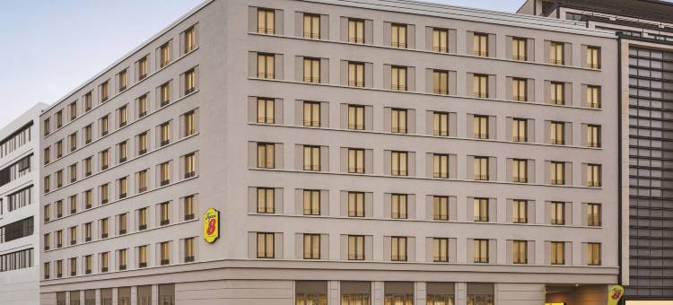 温德姆开姆尼斯速8酒店(Super 8 by Wyndham Chemnitz)图片