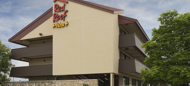 芝加哥内珀维尔红顶Plus酒店(Red Roof Plus+ Chicago - Naperville)图片