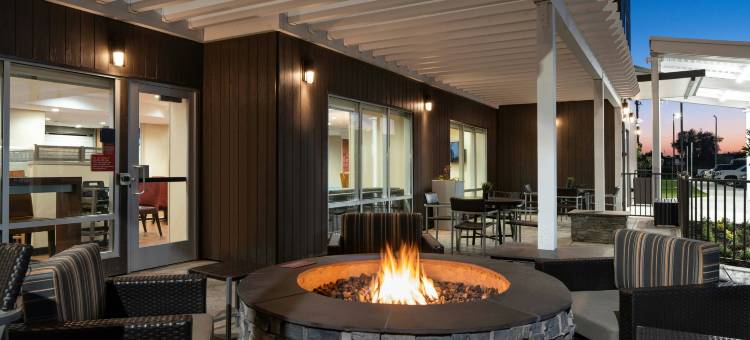 弗雷斯诺克洛维斯TownePlace Suites酒店(TownePlace Suites Fresno Clovis)图片