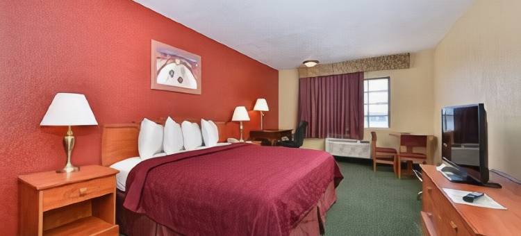 温斯洛 I-40 凯隆华晟酒店(Clarion Pointe Winslow I-40)图片