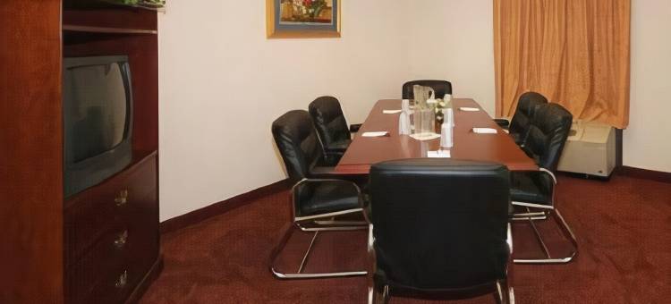 杰斐逊城舒适套房酒店(Comfort Suites - Jefferson City)图片