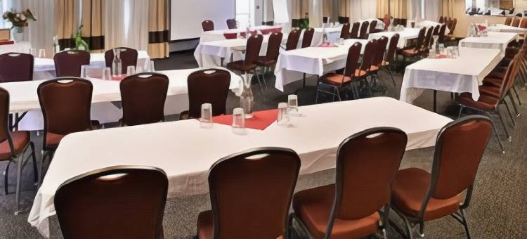 林恩县展览中心舒适套房酒店(Comfort Suites Linn County Fairground and Expo)图片