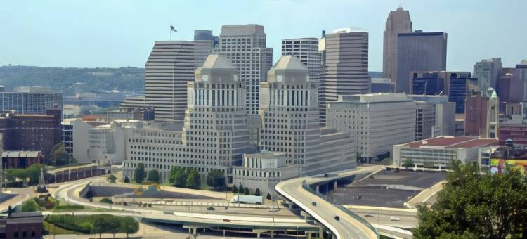 辛辛那提 I-275 凯艺套房酒店(Quality Inn & Suites Cincinnati I-275)图片