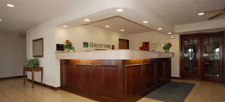 品质酒店 哥伦比亚市 近US-30(BlissPoint Inn Columbia City)图片