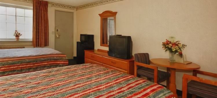 市中心凯隆波因特酒店(Clarion Pointe Downtown)图片