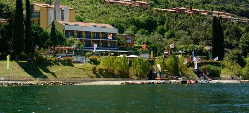 马尔切西内索莱酒店(Hotel Sole Malcesine)图片