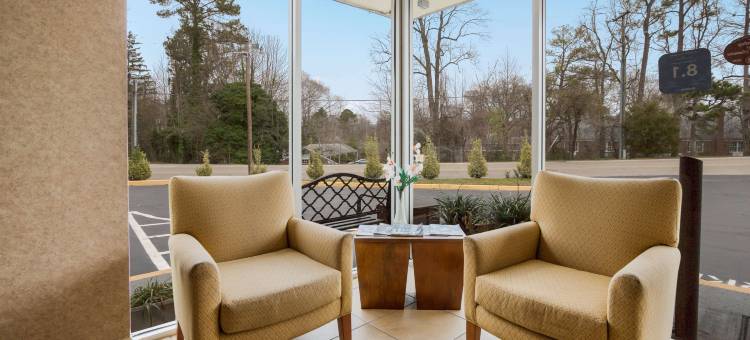 威廉斯堡历史区伊克诺旅馆(Econo Lodge Williamsburg Historic Area)图片