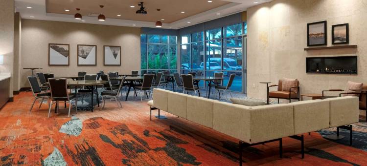 钱德勒市区希尔顿花园酒店(Hilton Garden Inn Chandler Downtown)图片