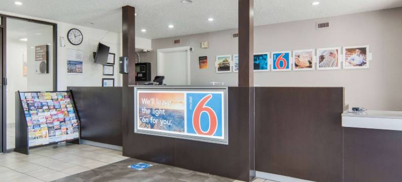 达拉斯6号汽车旅馆 - 艾迪生(Motel 6 Addison, TX - Dallas)图片