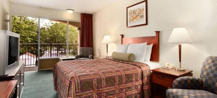 Travelodge by Wyndham Waukegan Gurnee图片