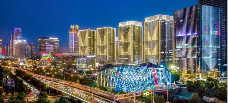 武汉你是我的虚荣酒店(楚河汉街地铁站SKP店)图片