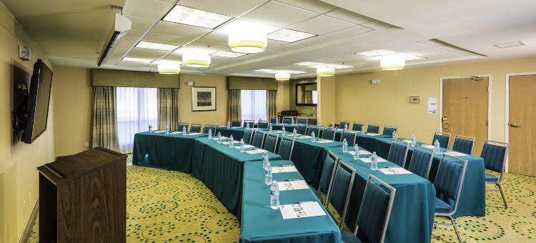 智选假日套房酒店杰克逊 - 布朗特岛(Holiday Inn Express & Suites Jacksonville - Blount Island)图片