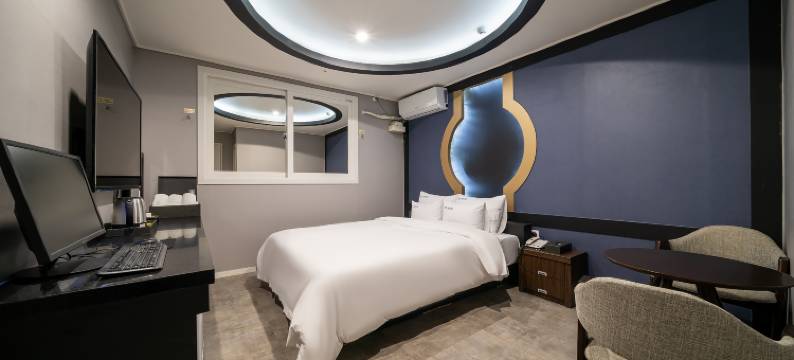 Pocheon (Songuri) Muse图片