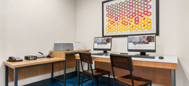 智选假日套房酒店克拉马斯福尔斯环(Holiday Inn Express & Suites KLAMATH FALLS CENTRAL by IHG)图片