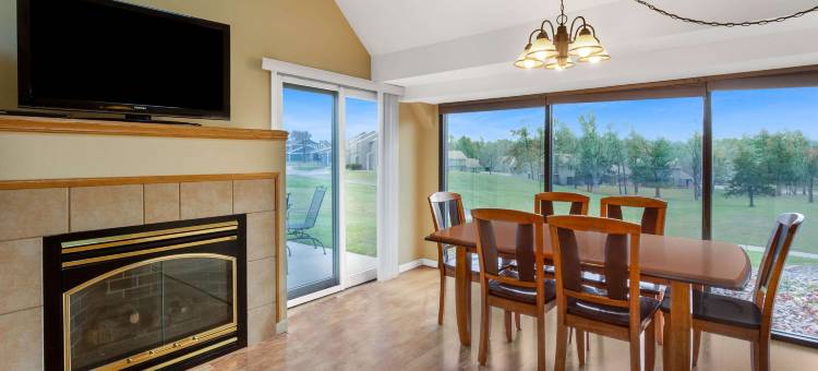 塔马拉克威斯康星德尔斯温德姆华美达酒店(Tamarack Wisconsin Dells, a Ramada by Wyndham)图片