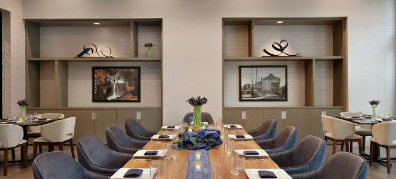 亚特兰大市中心希尔顿大使套房酒店(Embassy Suites by Hilton Atlanta Midtown)图片