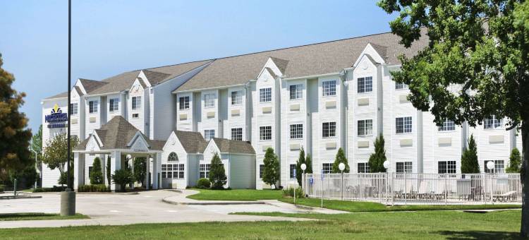 巴吞鲁日温德姆麦客达套房酒店(Microtel Inn & Suites by Wyndham Baton Rouge)图片