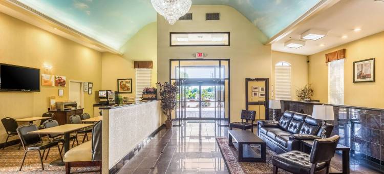 CasaBlanca Inn & Suites Houston - Spring图片