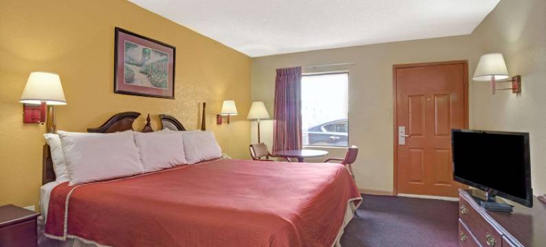 Travelodge by Wyndham酒店亚特兰大南部森林公园(Travelodge by Wyndham Forest Park Atlanta South)图片